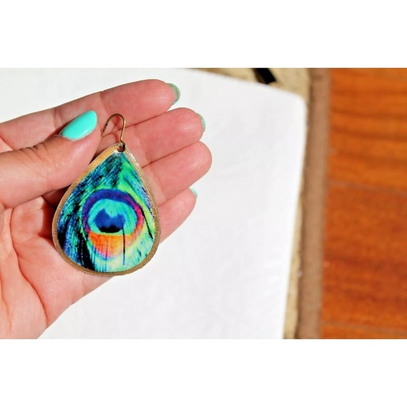 [Free People] Brass Peacock Earrings 🦚 - Picture 3 of 8